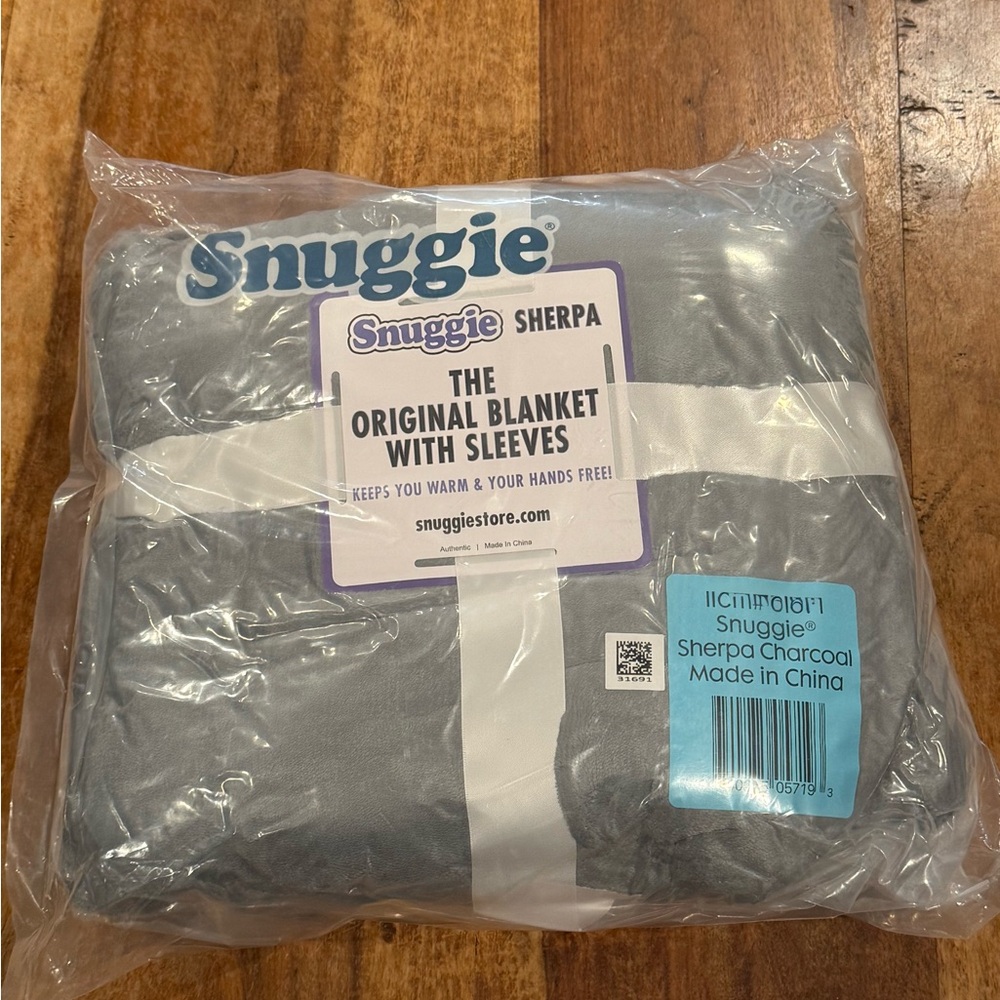Snuggie Sherpa Blanket with Sleeves